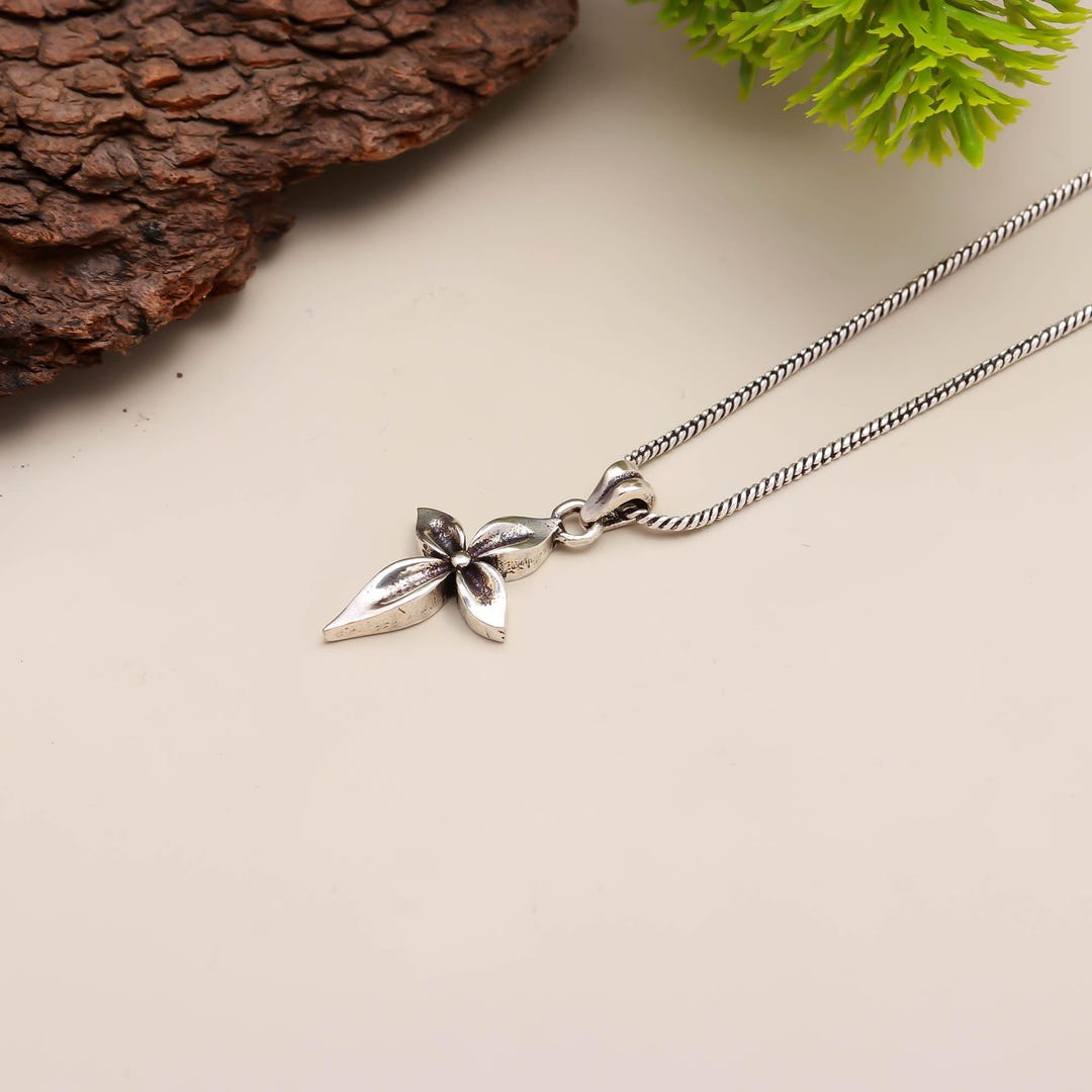 925 Sterling Silver Floral Cross Pendant Necklace | Blossom Flower ...