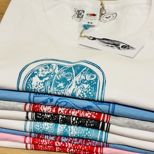 Sardines - Womens Lino Print Handmade Sardine Tshirt (Turquoise)