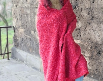 Hand-Knitted Mohair Throw Blanket – Luxurious Soft Bedspread