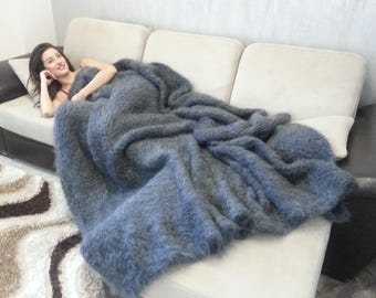 Hand-Knitted Mohair Blanket – Luxurious Fuzzy Bed Throw