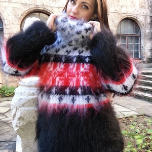 Hand-Knitted Mohair Sweater – Light, Soft & Luxuriously Warm Made to Order by Superteo