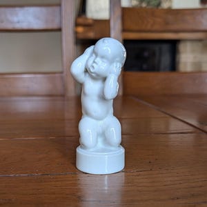 Svend Lindhart B&G 2209 Figurine: Vintage Danish Porcelain Boy
