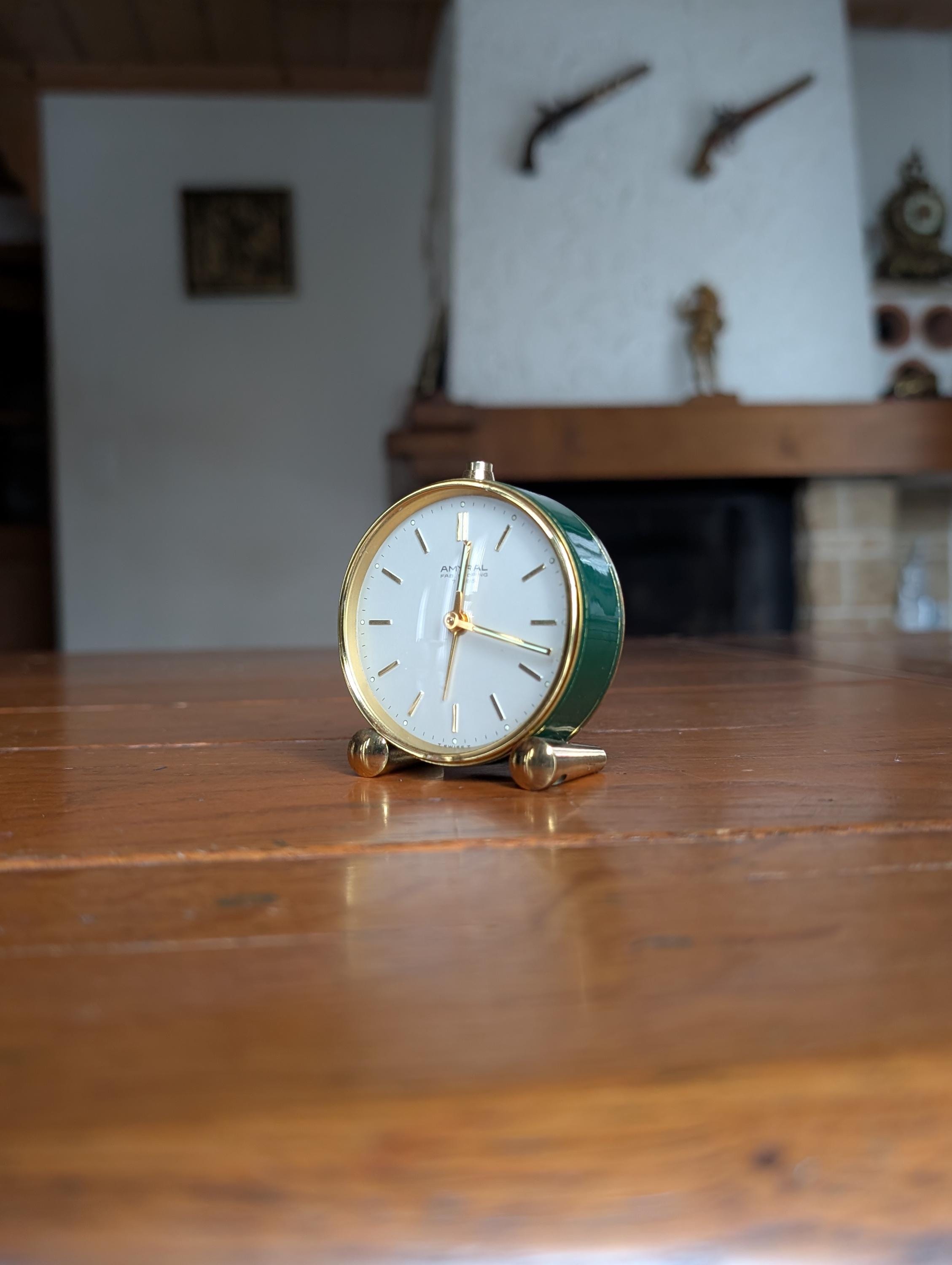 Looping clock - Etsy 日本