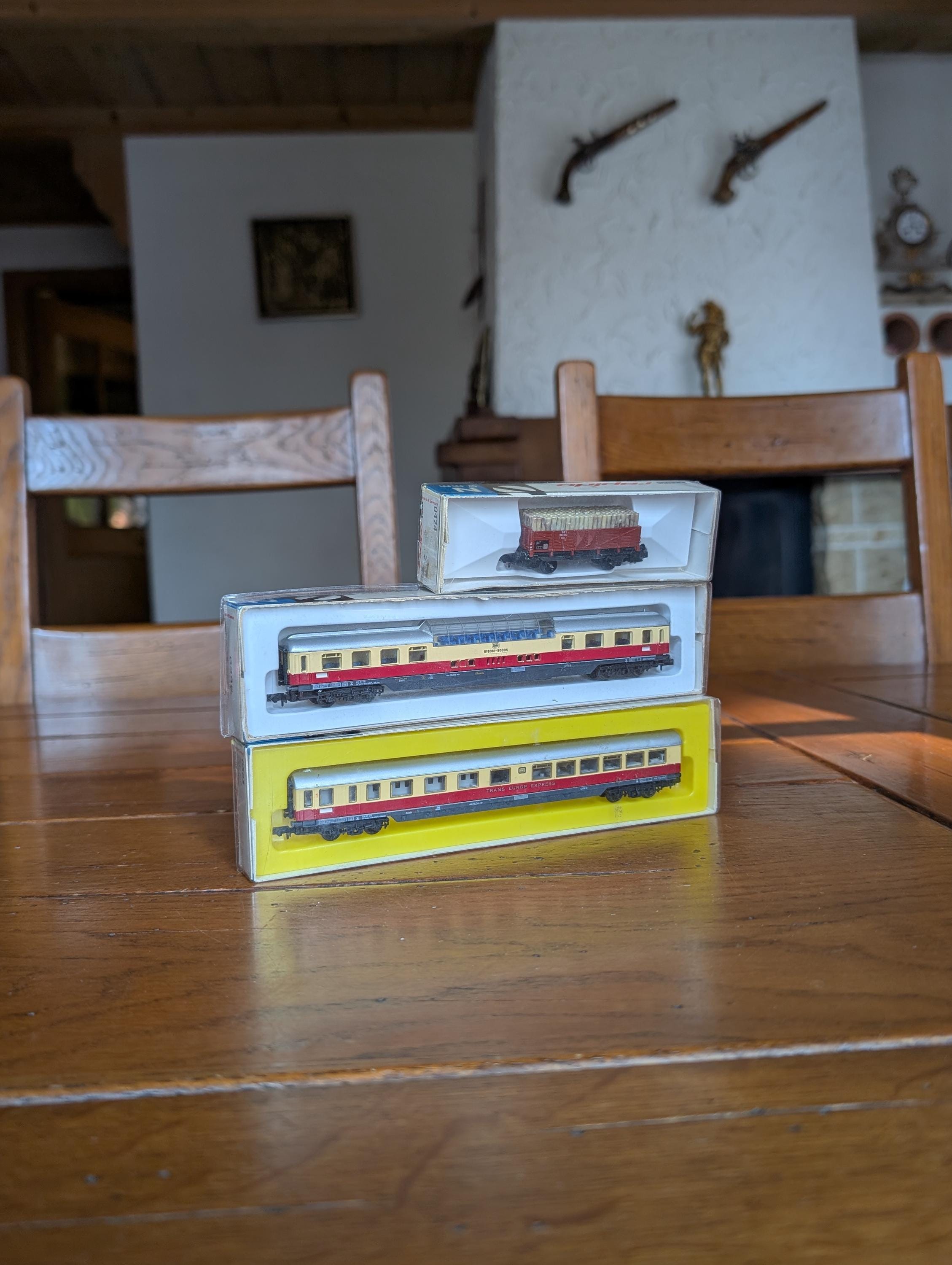 Vintage Arnold Rapido N Gauge Model Train Cars, Trans Europa