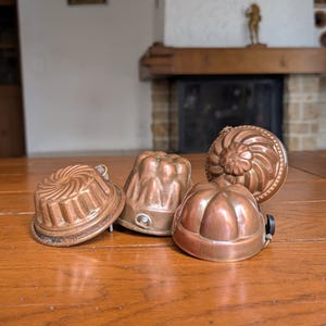 小さな銅製クーゲルホップ型セット、素朴なキッチン装飾 画像 5
