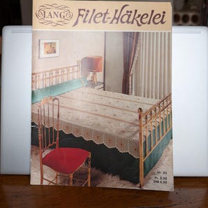 Filet Haekelei Lang Swiss vintage magazine for crochet tablecloths and home decorations