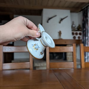 AK Kaiser vintage 90&#39;s porcelain candle holder for one candle hand painted blue flowers and gold elements from Germany for mid century home