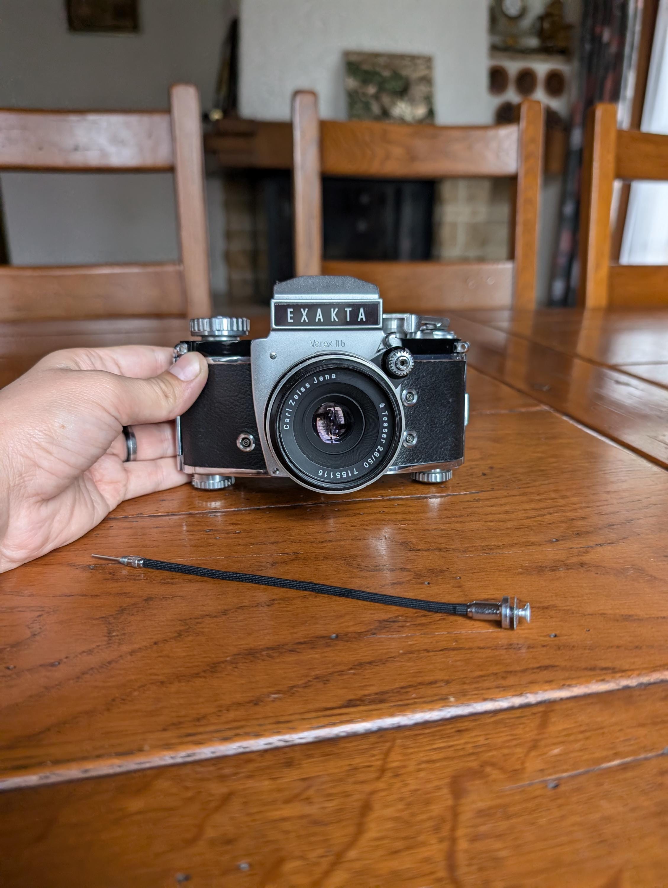 Exakta Varex II Vintage 35mm Camera, Carl Zeiss Jena Tessar Lens