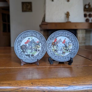 Vintage porcelain wall plate with zinc frame and horse racing scene for equestrian home decor or gift