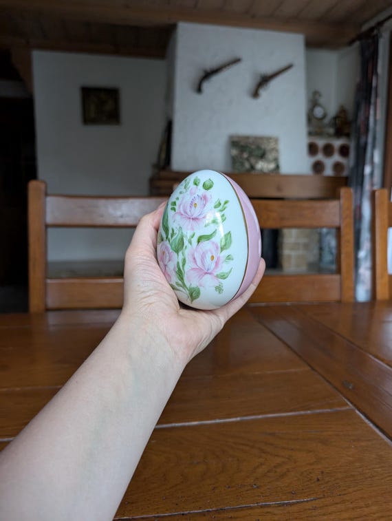 Vintage Limoges Porcelain Egg Box, Hand-Painted Pink Roses, Art Deco Decor