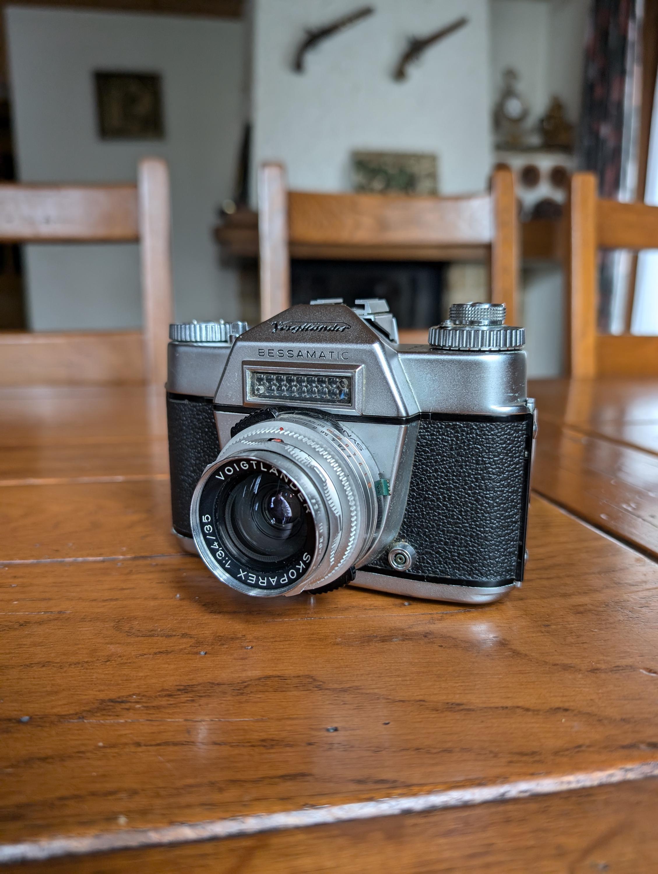 Vintage Voigtländer Bessamatic 35mm Film Camera, Skoparex Lens