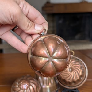 小さな銅製クーゲルホップ型セット、素朴なキッチン装飾 画像 6