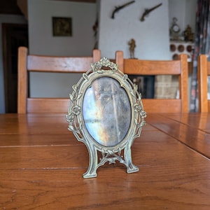 Antique French oval art nouveau desk photo frame from Régule, late 19th century France