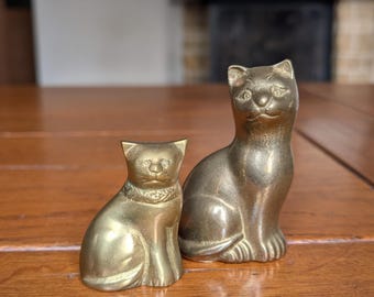 Vintage Solid Brass Cat Figurines - Pair of Golden Patina Cats