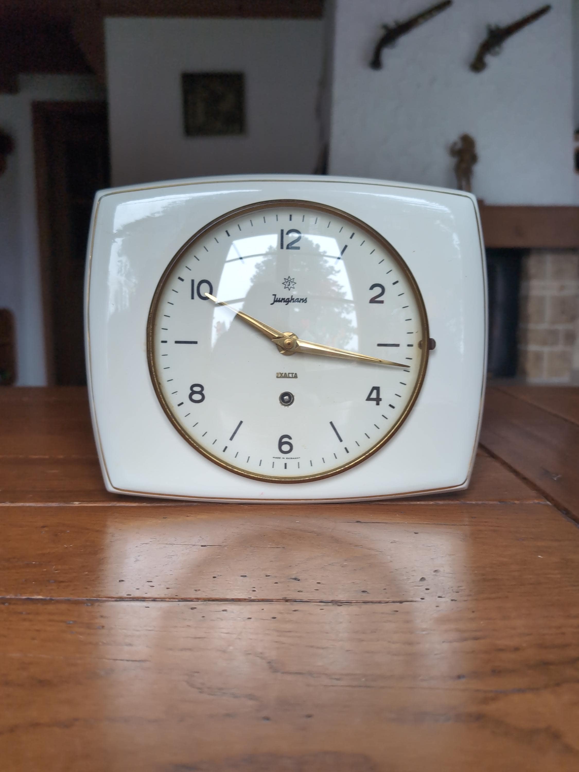 JUNGHANS 　北欧風置時計 Junghans Exacta Vintage White Ceramic Wall Clock From 1950s