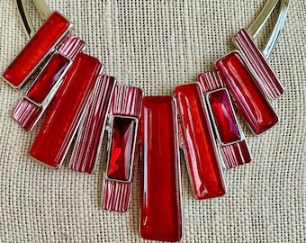 Red statement necklace, chunky necklace red, chunky necklace, modern necklace for women, Christmas gift, redpiano key necklace