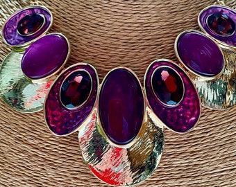 Oval geometric necklace, statement necklace, statement necklace for women, purple statement necklace, purple necklace, gold necklace