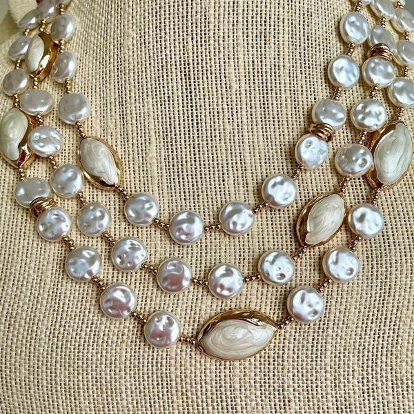 Pearlcore triple strand, pearl necklace gifted, chunky necklace, chunky pearl necklace, pearl statement necklace, layered pearl necklace