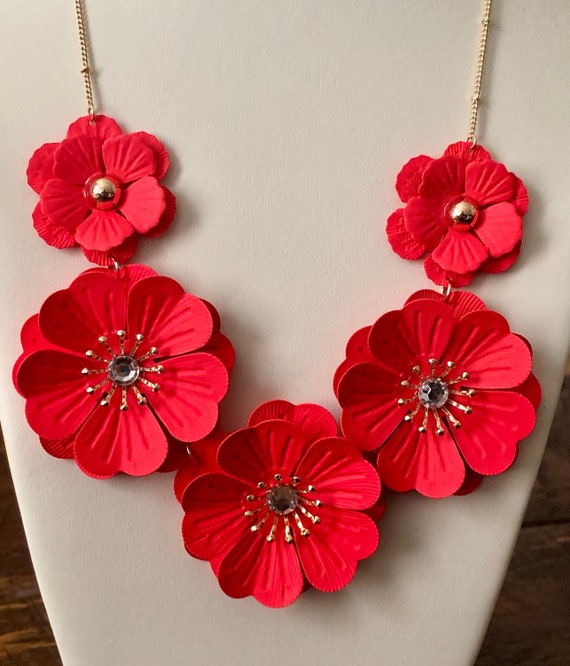 Red 2024 statement necklace