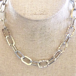 statement necklace, statement necklace for women, silver statement necklace, chunky hammered statement necklace, silver link chain necklace