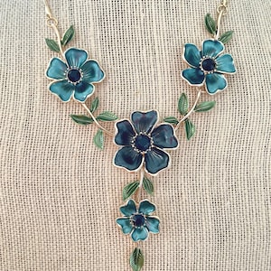 statement necklace, statement necklace for women, blue flower necklace, turquoise flower necklace, blue necklace, turquoise necklace