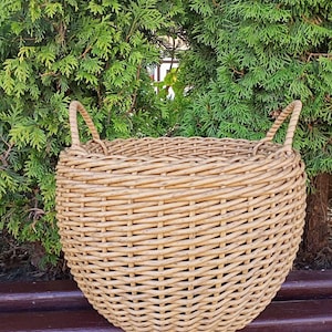 Handmade rattan planter, Flowerpot, Flower pot for garden, Wicker Planter, Basket Planter, Garden Decor, Home Decoration