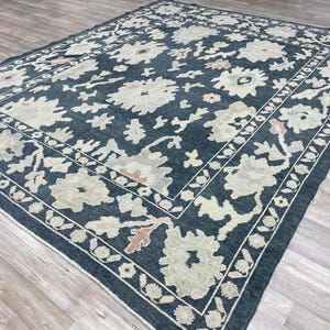 8x10 Handmade Turkish Wool Oushak Rug: 8x10 Boho Aztec Design