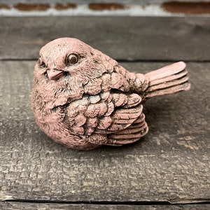 Bird Figurine Bird Statue Bird Farmhouse Decor Bird Tabletop Decor Bird Lover Gift Bird Collectible Rustic Bird Decoration Gifts For Her