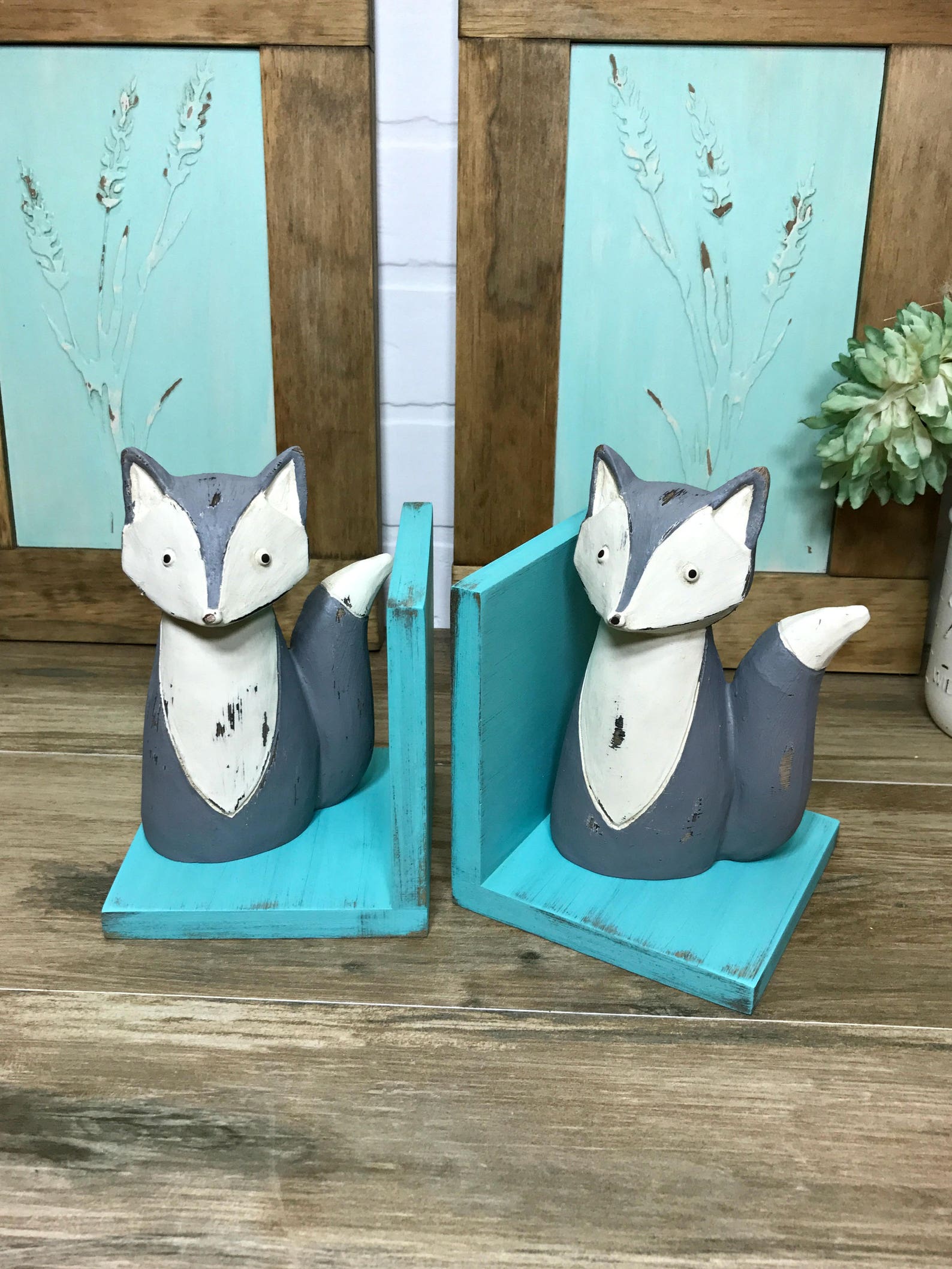 Gray Fox Figurines Set of Bookends/Fox Book Ends/Rustic Etsy