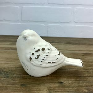 Bird Figurine Bird Statue Bird Farmhouse Decor Bird Tabletop Decor Bird Lover Gift Bird Collectible Rustic Bird Decoration