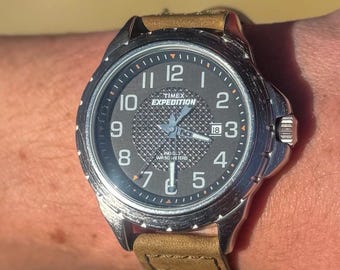 Timex Expedition Rugged Metal Cream Dial Arabic Numerals Day  display picture 2