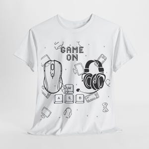 Gaming Vibes Unisex Tee: Cozy Gamer Shirt for Esports Events