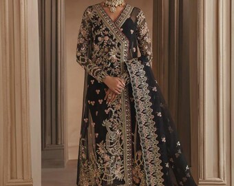 Vestido Lehenga de seda blanca, vestido de novia indio adornado a mano.