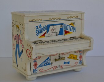 piano ring box