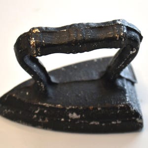 Vintage Miniature Small Kids Children Pretend Play Toy Cast Iron Black Iron