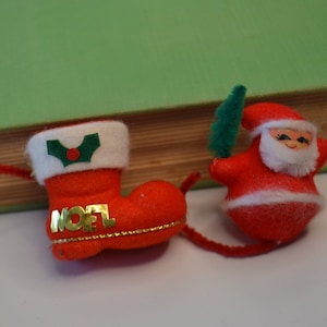 Vintage Christmas Holiday Miniature Santa Claus Boot Felt Garland Adorments Lot of 2