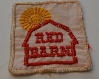 Parche de insignia bordado vintage de granero rojo