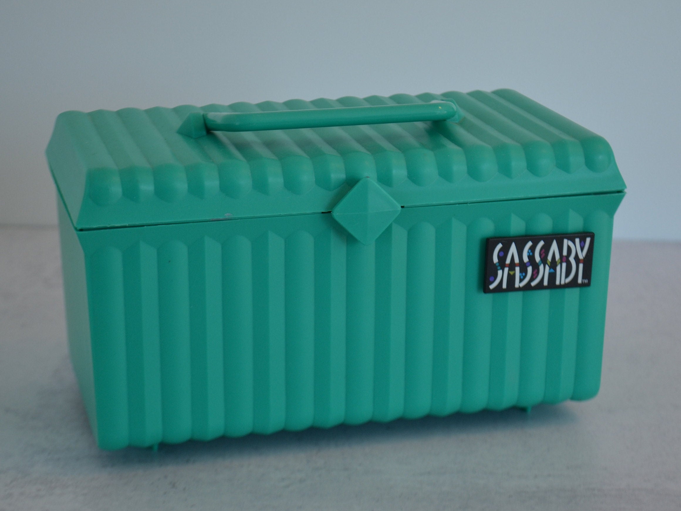 Vintage Tool Original Hunter Green Plastic Storage Container Craft