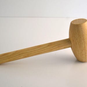 Vintage Light Wood Judge Auctioneer Gavel Mallet