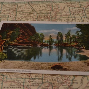 Carte postale de voyage vintage souvenir éphémère souvenir emblématique du parc national des montagnes Rocheuses, Colorado Gem Lake Estes Park