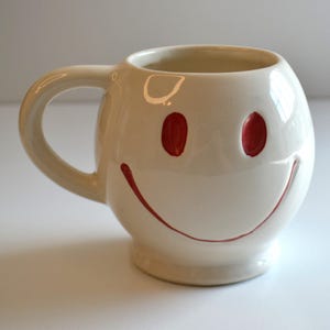 Vintage McCoy White Smile Happy Face Ceramic Coffee Cup Mug
