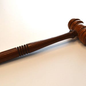 Vintage Wood Judge Auctioneer Gavel Mallet