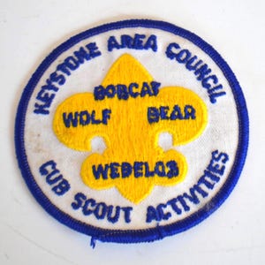 Reclaimed Vintage Boy Cub Scouts Keystone Bobcat Badge Patch