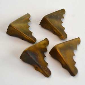 ヴィンテージ インダストリアル サルベージ家具 保護用 真鍮製 コーナー金具 4個セット