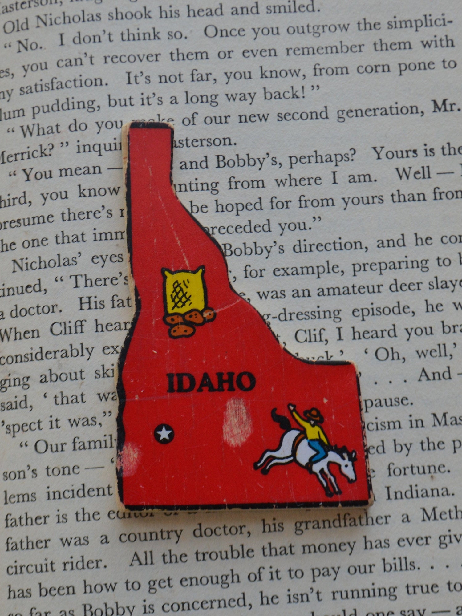 Vintage Wood Puzzle Idaho State Red Refrigerator Magnet photo