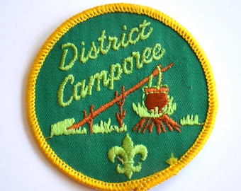Vintage Girl Scouts Camp District Camporee Embroidered Patch Badge