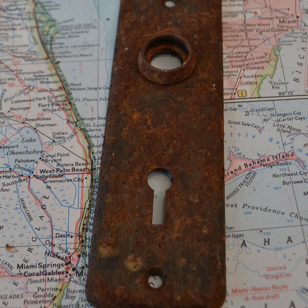 Rusty Antique Vintage Salvage Architectural Metal Design Door Plate Escutcheon Hardware