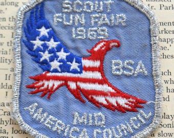 Vintage 1969 Scout Fun Fair BSA Boy Scouts Mid America Council Patriotic Embroidered Patch Badge