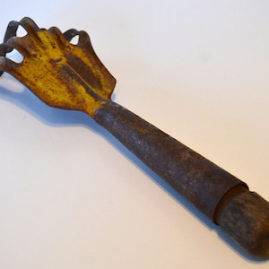 Vintage rote Garten Hand Metall Rake Werkzeug