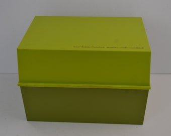 Vintage Betty Crocker Large Plastic Lime Olive Green Kitchen Recipes Index Cards Box Container